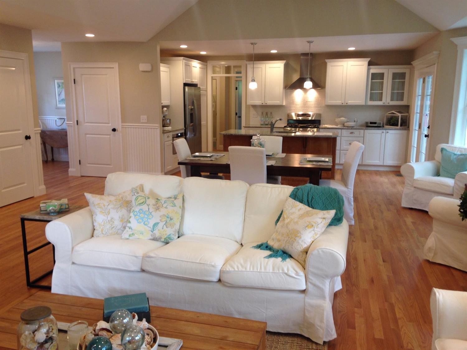41 Meadowbrook Rd, Mashpee, MA 02649 photo 3