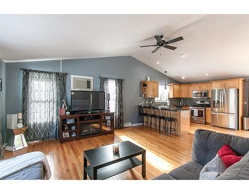 50 Mayflower Ln, East Wareham, MA 02538 photo 3
