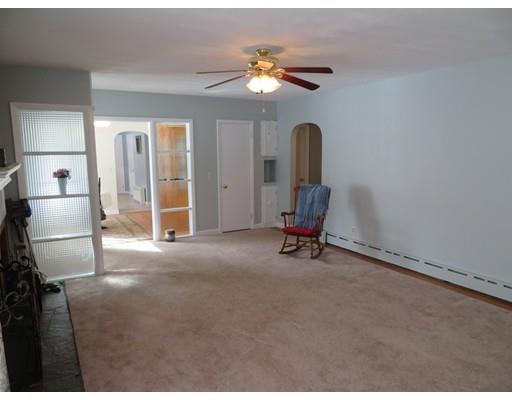 113 Plain St, Easthampton, MA 01027 photo 11