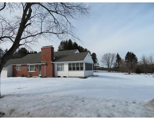 113 Plain St, Easthampton, MA 01027 photo 4