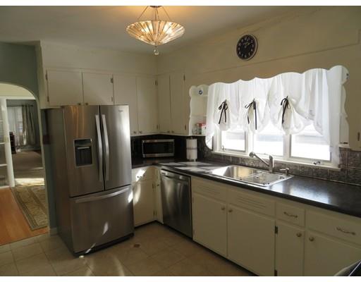 113 Plain St, Easthampton, MA 01027 photo 5