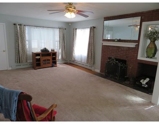 113 Plain St, Easthampton, MA 01027 photo 9