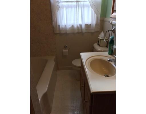 10 Ray St, Webster, MA 01570 photo 11