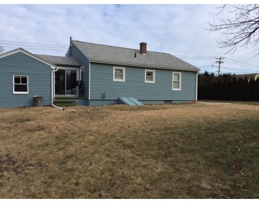 10 Ray St, Webster, MA 01570 photo 2
