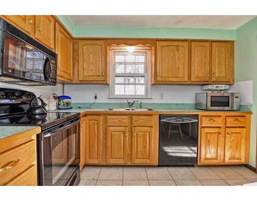 7 Lantern Ln, Mansfield, MA 02048 photo 5