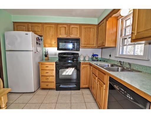 7 Lantern Ln, Mansfield, MA 02048 photo 6