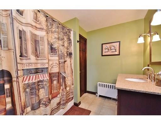 35 Park Hill Rd, Worcester, MA 01607 photo 11
