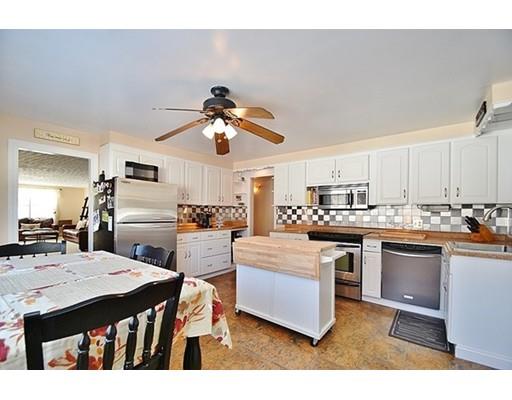 35 Park Hill Rd, Worcester, MA 01607 photo 3