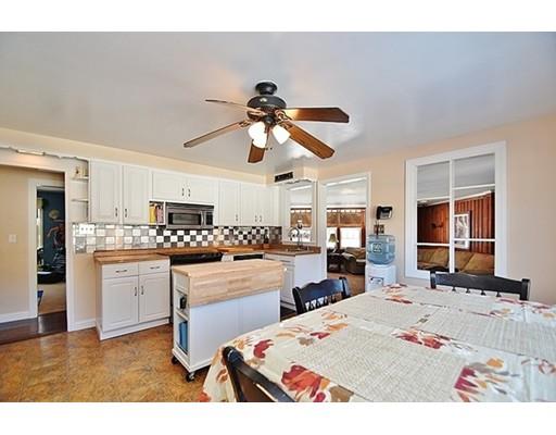 35 Park Hill Rd, Worcester, MA 01607 photo 4