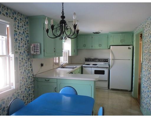76 Winding Ln, Springfield, MA 01118 photo 9