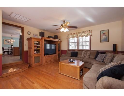 9 Devonshire St, Wilbraham, MA 01095 photo 10