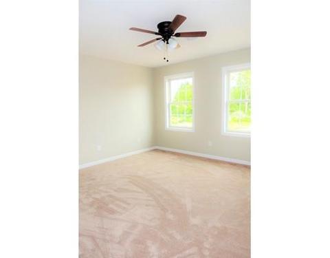 291 Naismith St, Springfield, MA 01104 photo 16
