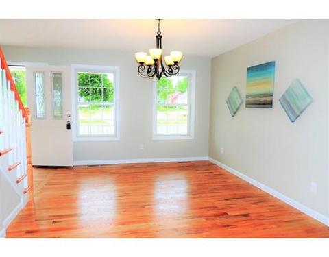 291 Naismith St, Springfield, MA 01104 photo 5