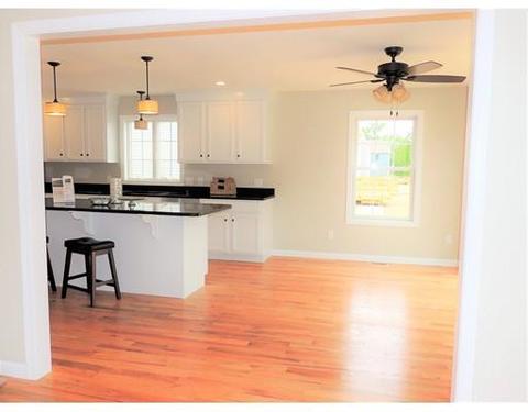 291 Naismith St, Springfield, MA 01104 photo 8
