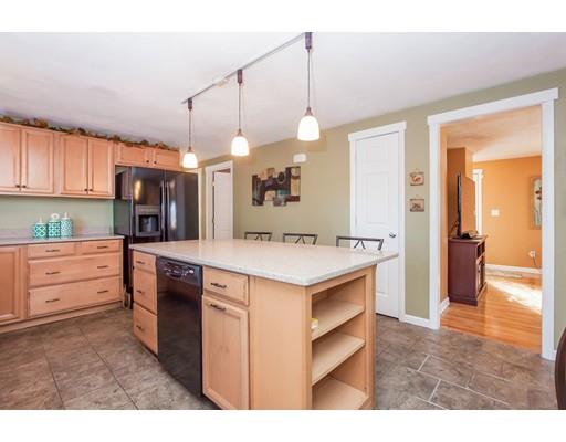 336 Forest Hills Rd, Springfield, MA 01128 photo 5