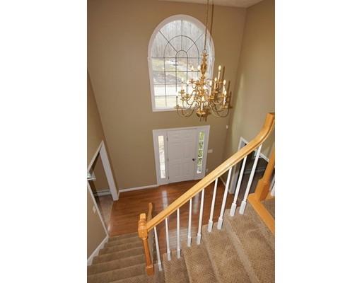 11 Centennial Dr, Blackstone, MA 01504 photo 3