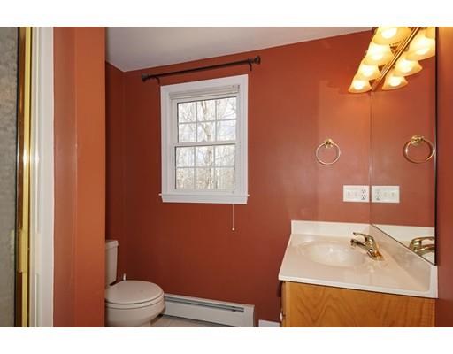 11 Centennial Dr, Blackstone, MA 01504 photo 11
