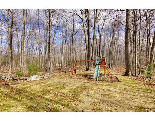 11 Centennial Dr, Blackstone, MA 01504 photo 18
