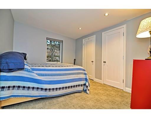 33 Walnut Knls, Canton, MA 02021 photo 10