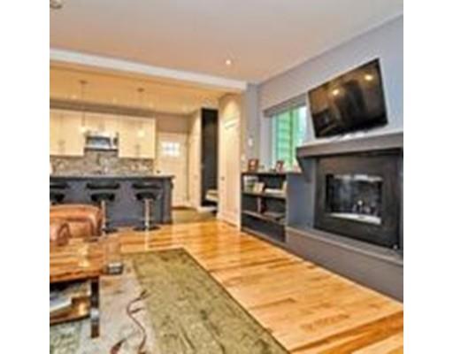 33 Walnut Knls, Canton, MA 02021 photo 8