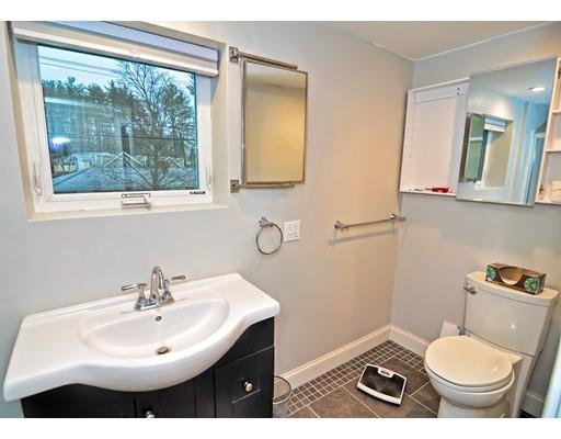 33 Walnut Knls, Canton, MA 02021 photo 12