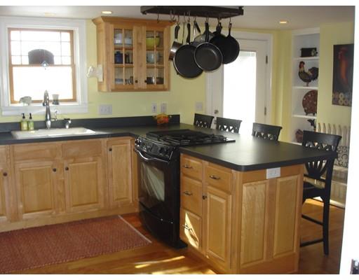 7 Grove St, Ayer, MA 01432 photo 3