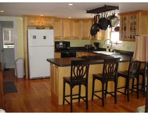 7 Grove St, Ayer, MA 01432 photo 4
