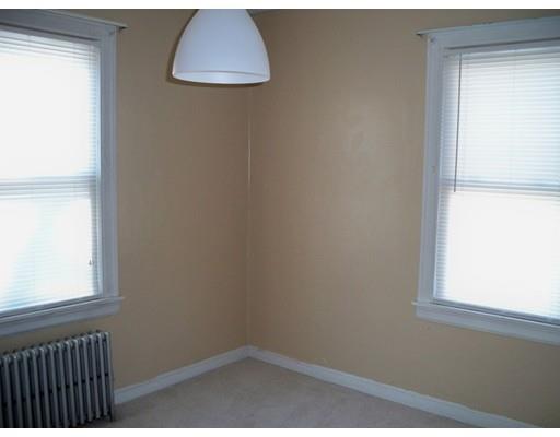 76 Eddy St, Springfield, MA 01104 photo 11