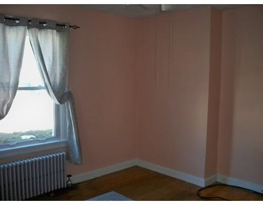 76 Eddy St, Springfield, MA 01104 photo 9