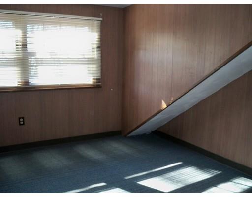 76 Eddy St, Springfield, MA 01104 photo 14