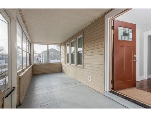 76 Clayton St, Springfield, MA 01107 photo 17