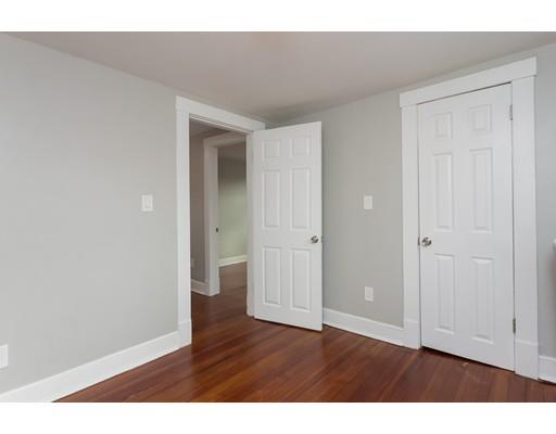 76 Clayton St, Springfield, MA 01107 photo 20