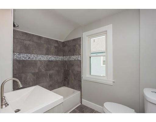 76 Clayton St, Springfield, MA 01107 photo 25