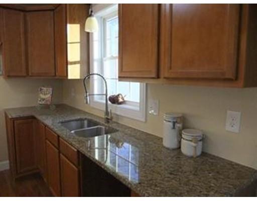 7 Rollins St, Springfield, MA 01109 photo 10