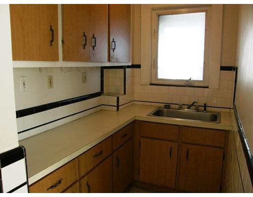 13 Vernal St, Everett, MA 02149 photo 4