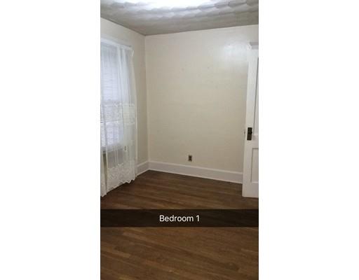 44 Sterling St, Springfield, MA 01107 photo 7