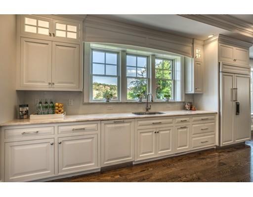 3 Aquinas Path, Winchester, MA 01890 photo 9