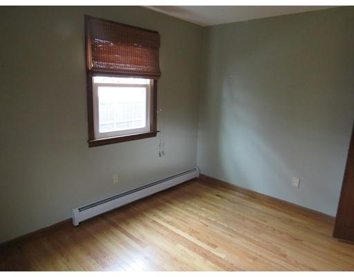 76 West St, Easthampton, MA 01027 photo 13
