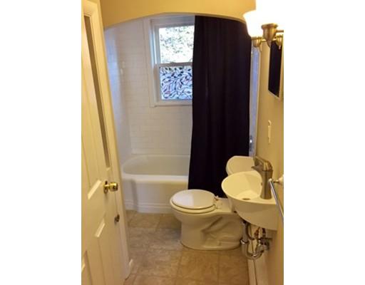 36 Ray St, Webster, MA 01570 photo 3