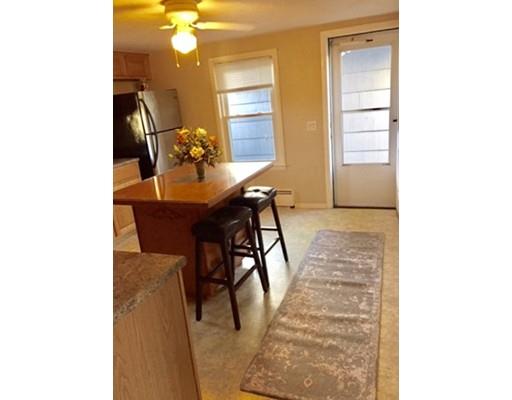 36 Ray St, Webster, MA 01570 photo 4