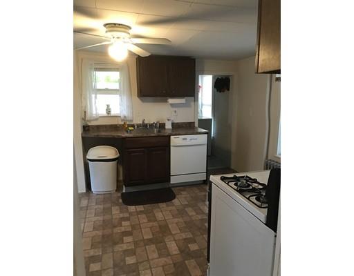 35 Ashley St, Springfield, MA 01105 photo 7