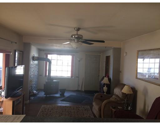 31 Aberdeen Rd, Springfield, MA 01109 photo 4