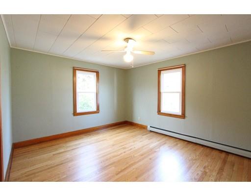 25 E Maple St, Easthampton, MA 01027 photo 11