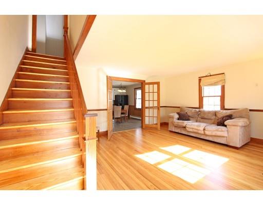25 E Maple St, Easthampton, MA 01027 photo 7