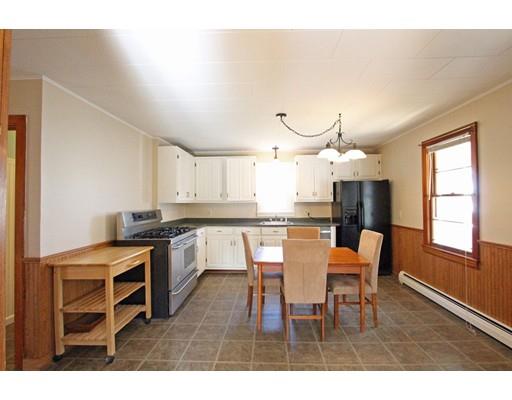 25 E Maple St, Easthampton, MA 01027 photo 5