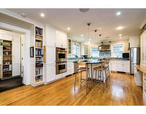 207 Dean Rd, Brookline, MA 02445 photo 8