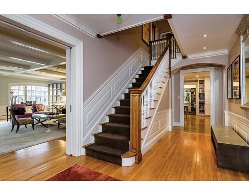 207 Dean Rd, Brookline, MA 02445 photo 2