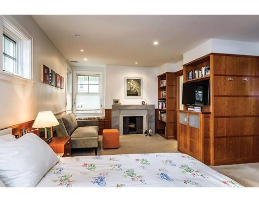 207 Dean Rd, Brookline, MA 02445 photo 11