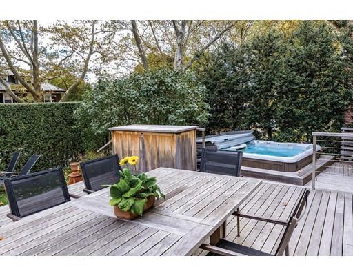 207 Dean Rd, Brookline, MA 02445 photo 17