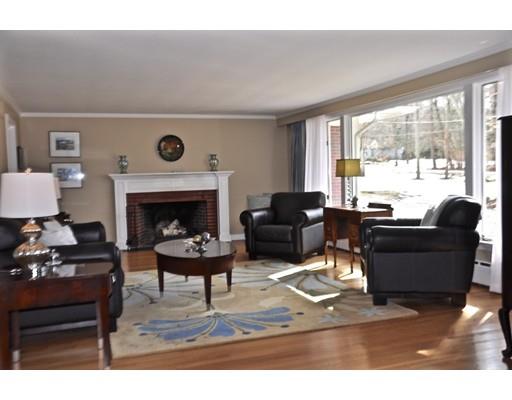 9 Yorkshire Rd, Dover, MA 02030 photo 2